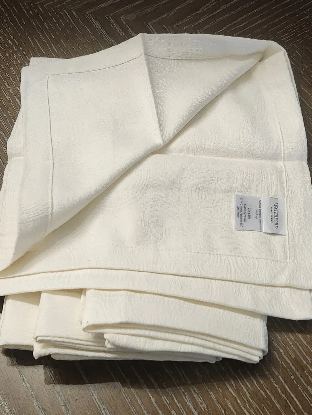 WATERFORD Fine Linens Ivory Woven Jacquard Napkin Set of 4 Formal Fall Unused